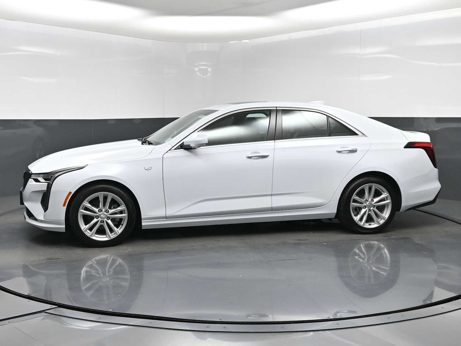 2026 Cadillac CT4 Luxury