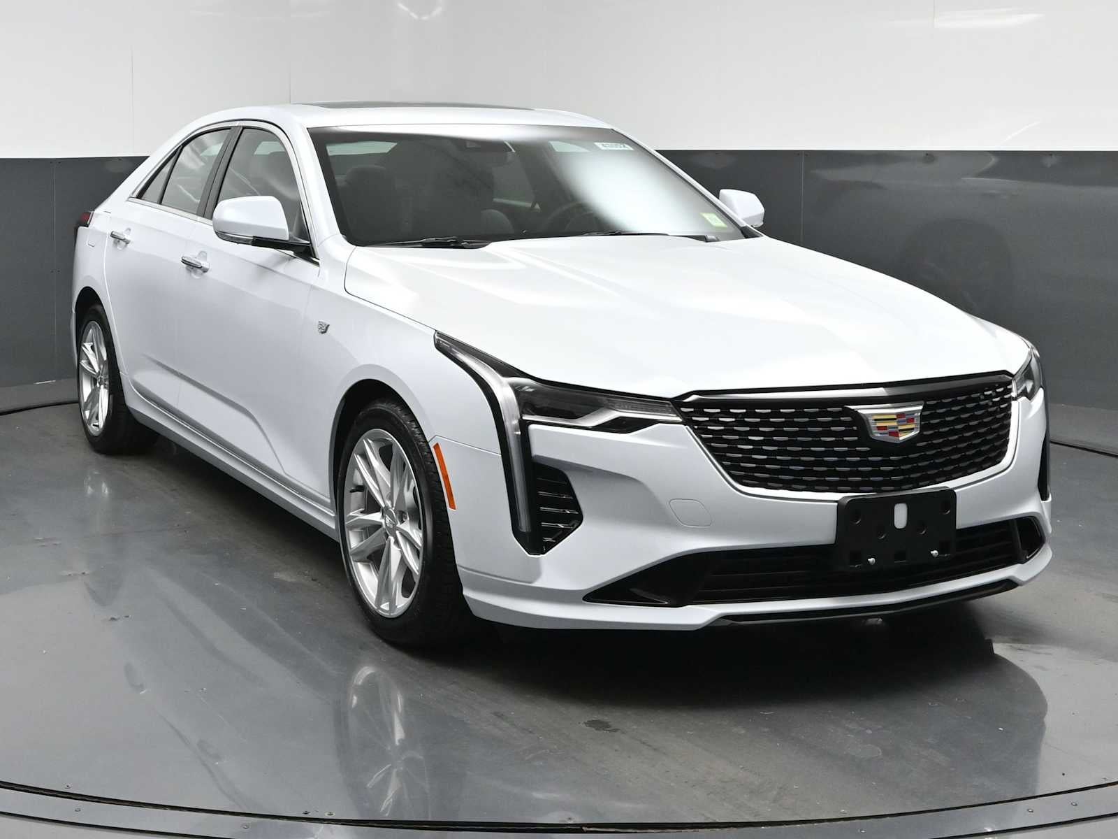 2026 Cadillac CT4 Luxury