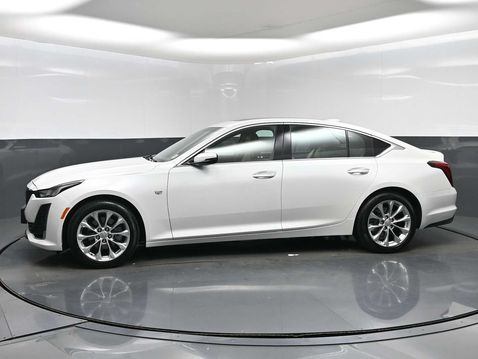 2023 Cadillac CT5 Premium Luxury