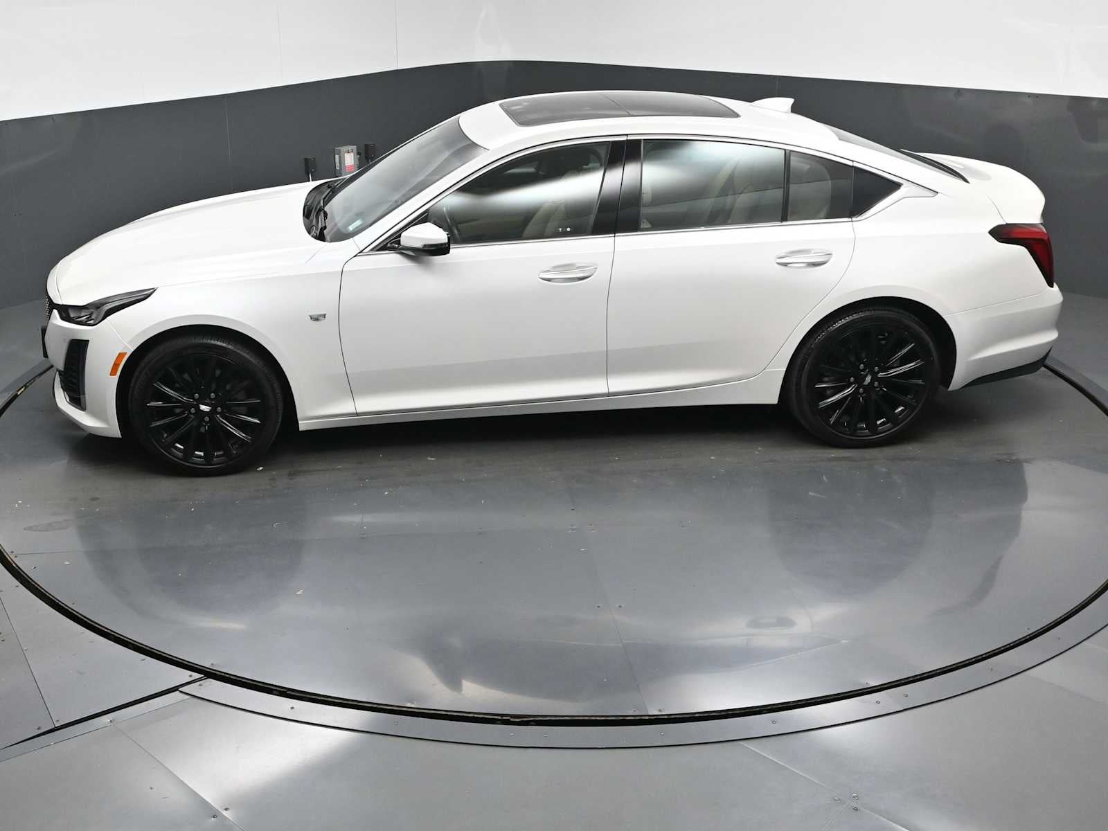 2023 Cadillac CT5 Premium Luxury