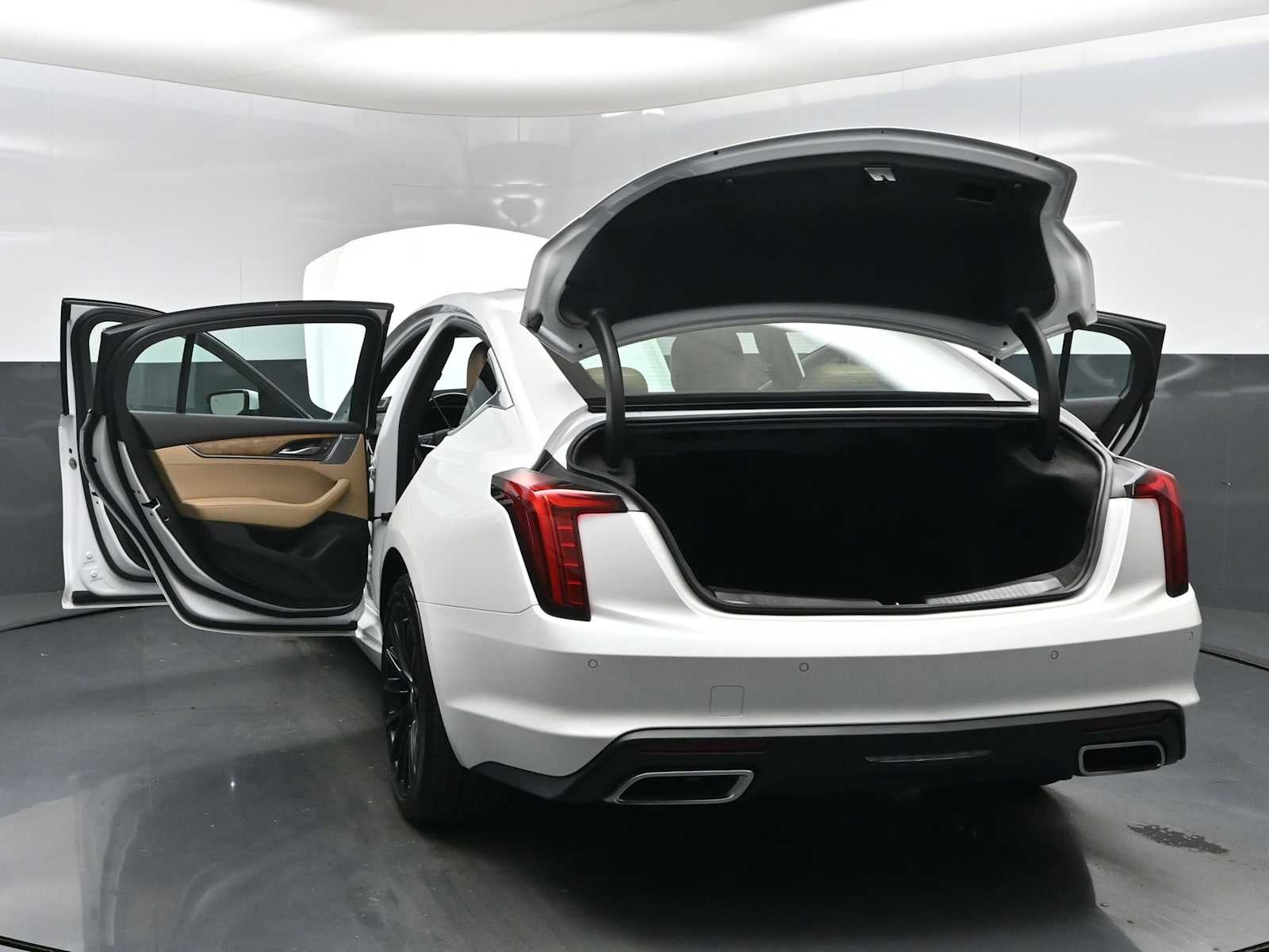 2023 Cadillac CT5 Premium Luxury