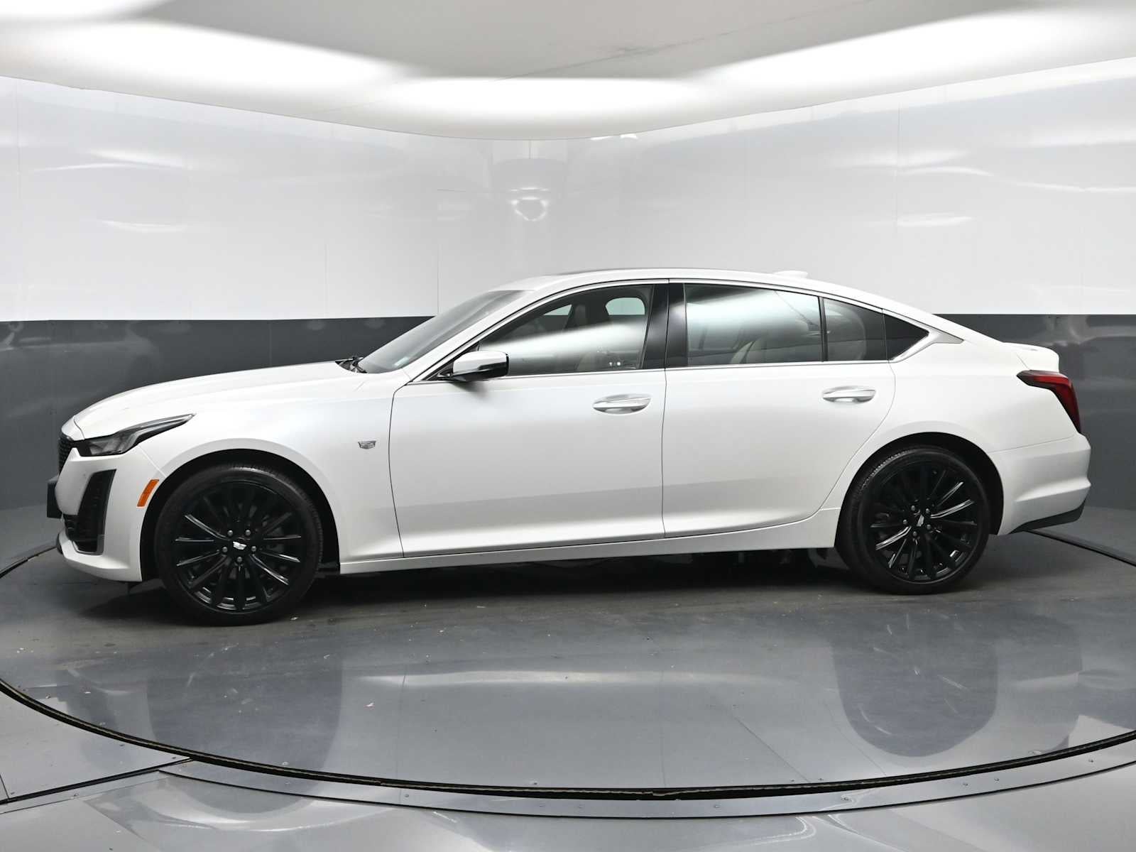 2023 Cadillac CT5 Premium Luxury