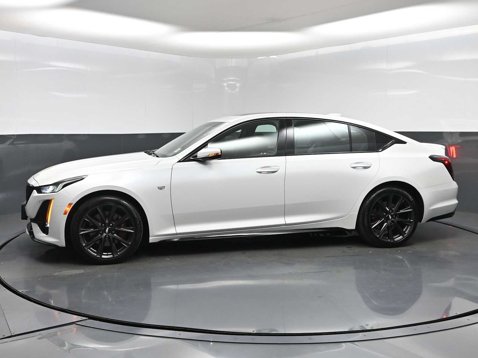 2023 Cadillac CT5 Sport