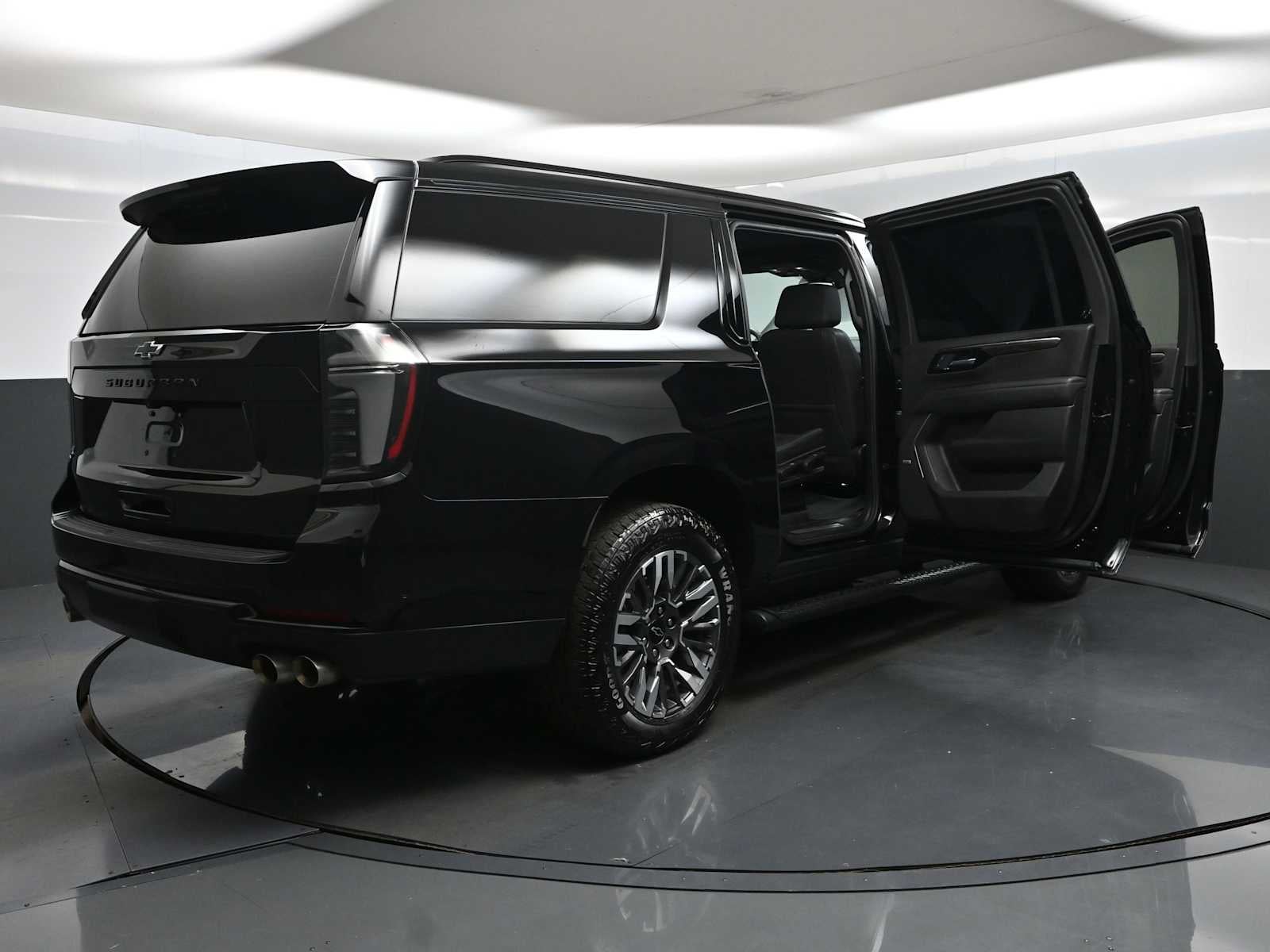 2025 Chevrolet Suburban Z71