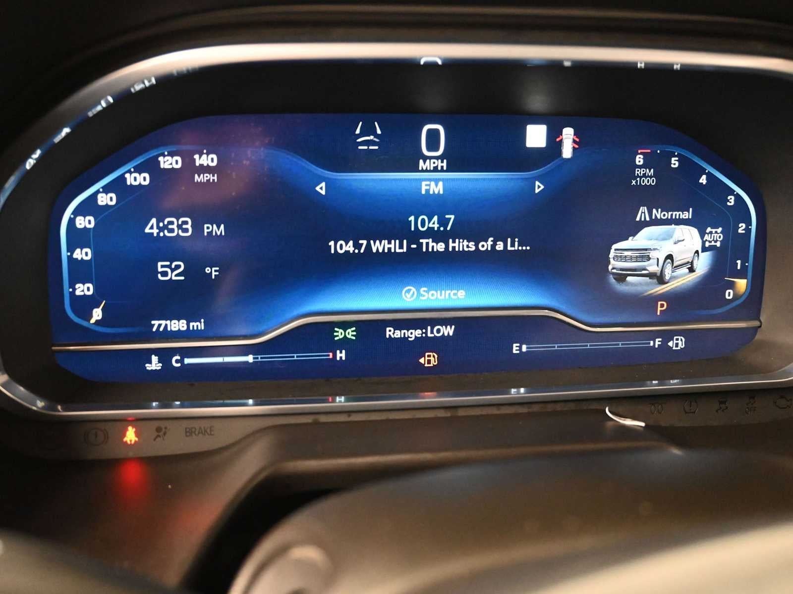 2023 Chevrolet Suburban RST