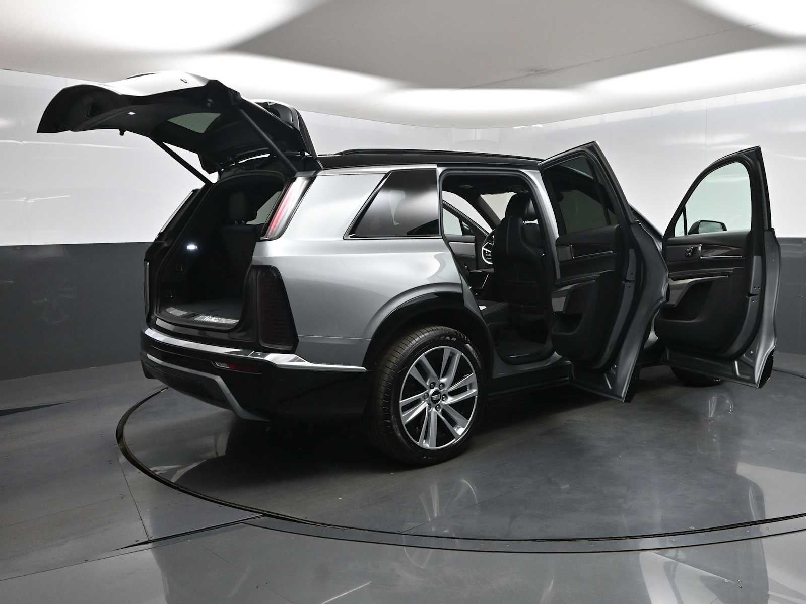 2027 Cadillac VISTIQ Luxury