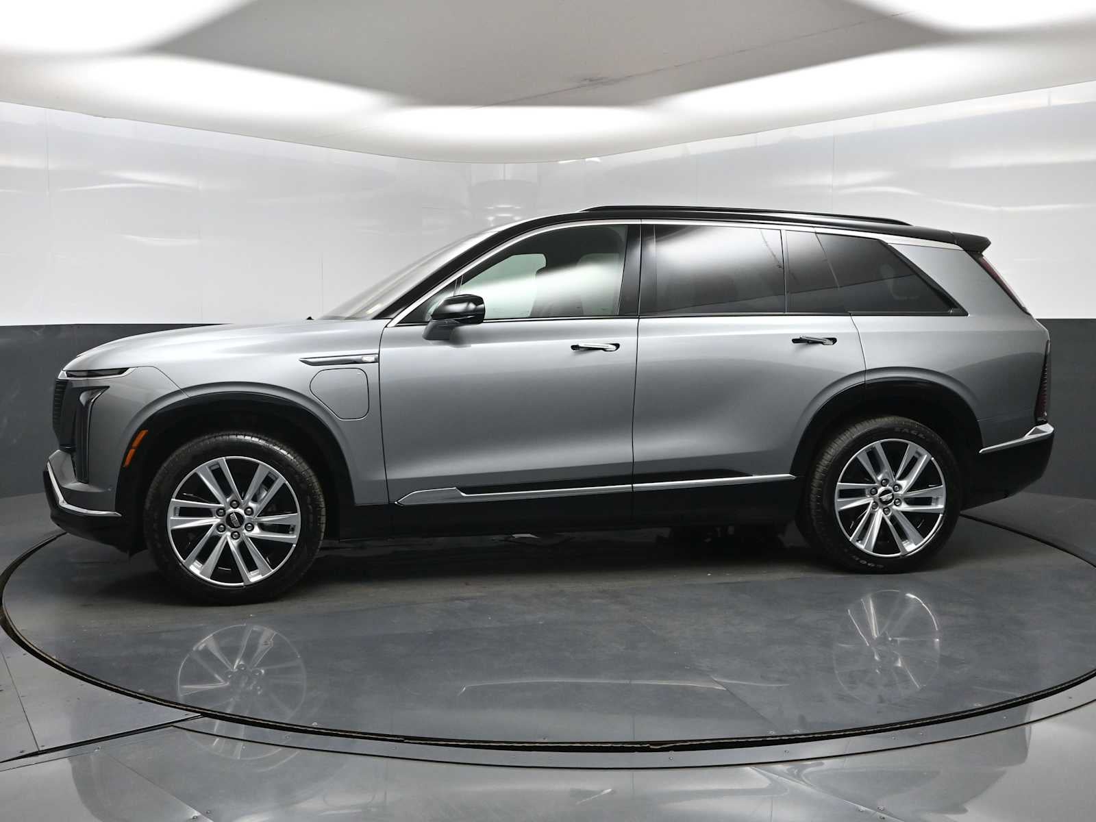 2027 Cadillac VISTIQ Luxury