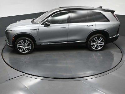 2027 Cadillac VISTIQ Luxury