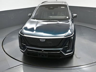 2026 Cadillac VISTIQ Luxury
