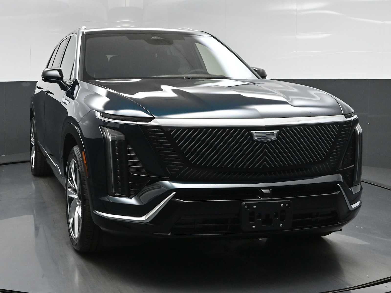 2027 Cadillac VISTIQ Luxury
