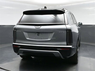 2026 Cadillac VISTIQ Luxury