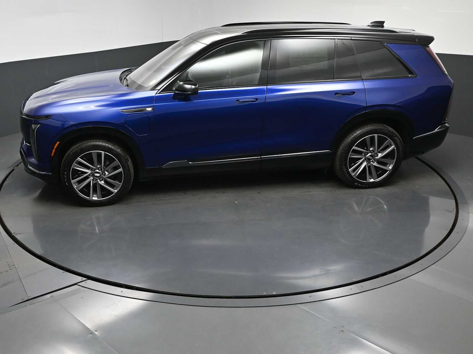2027 Cadillac VISTIQ Sport