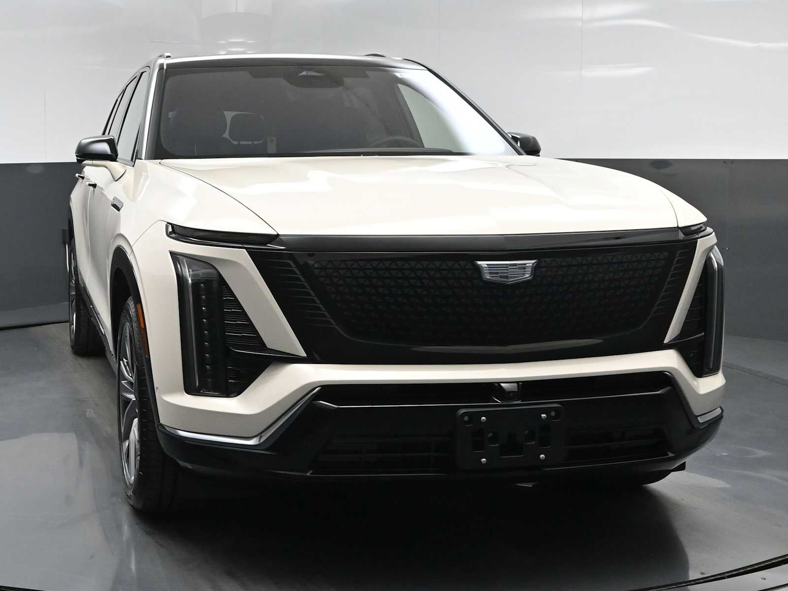 2027 Cadillac VISTIQ Sport