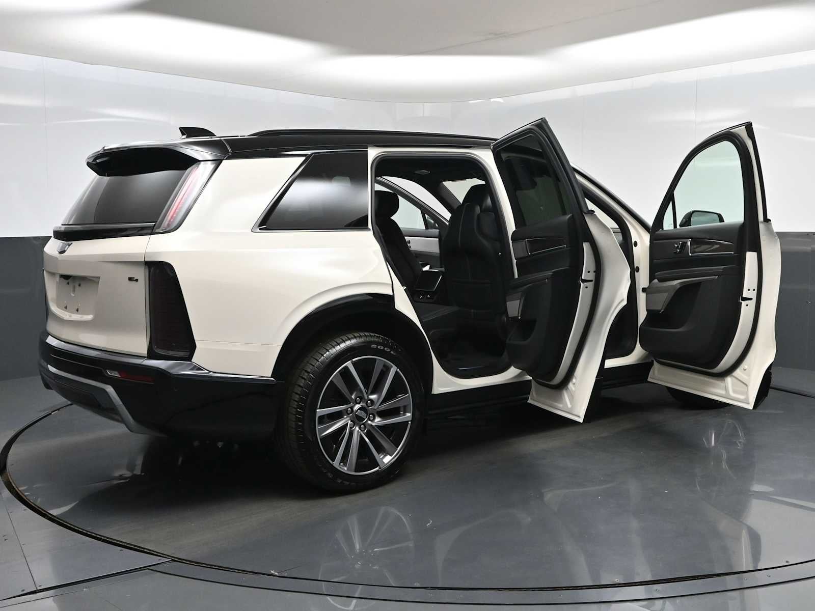 2027 Cadillac VISTIQ Sport