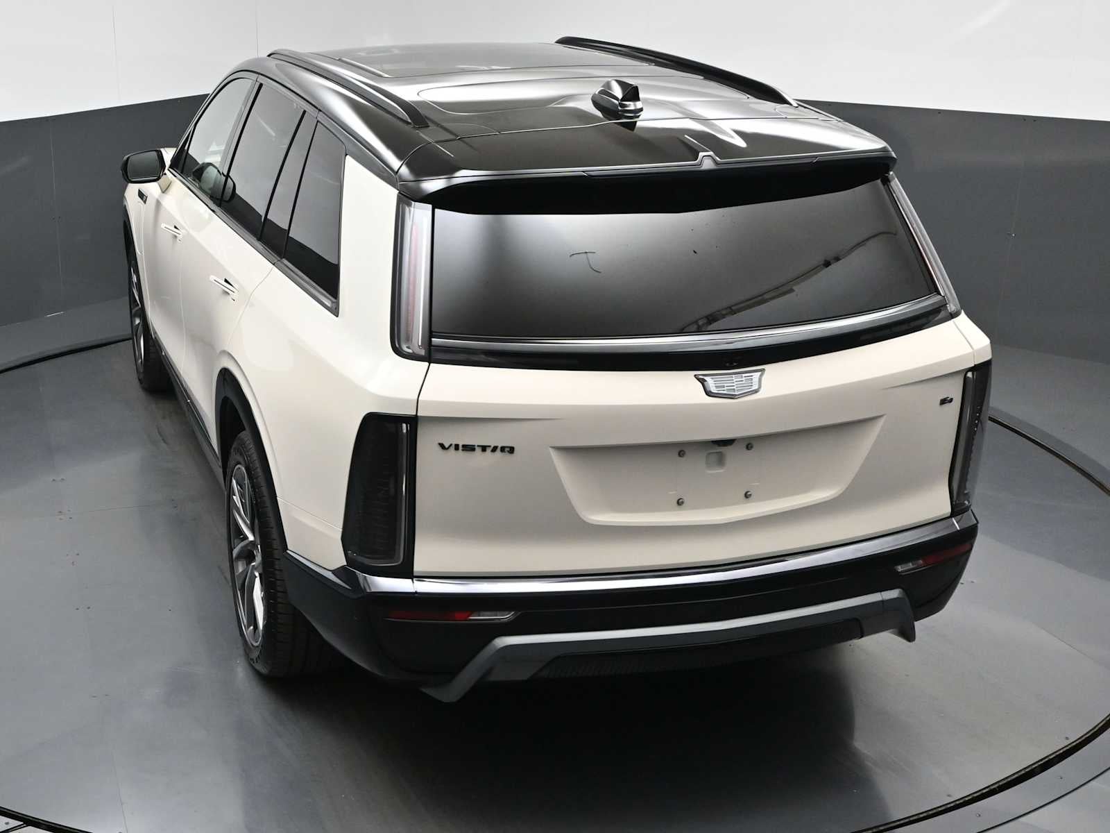 2027 Cadillac VISTIQ Sport