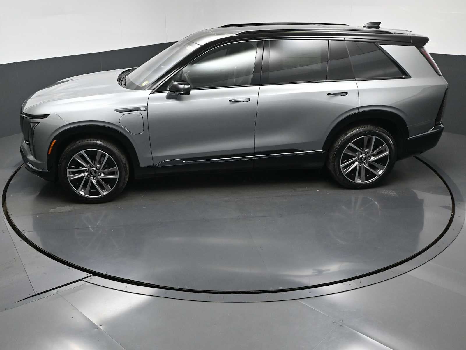 2027 Cadillac VISTIQ Sport