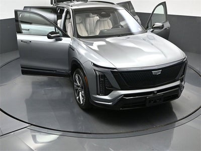2026 Cadillac VISTIQ Sport