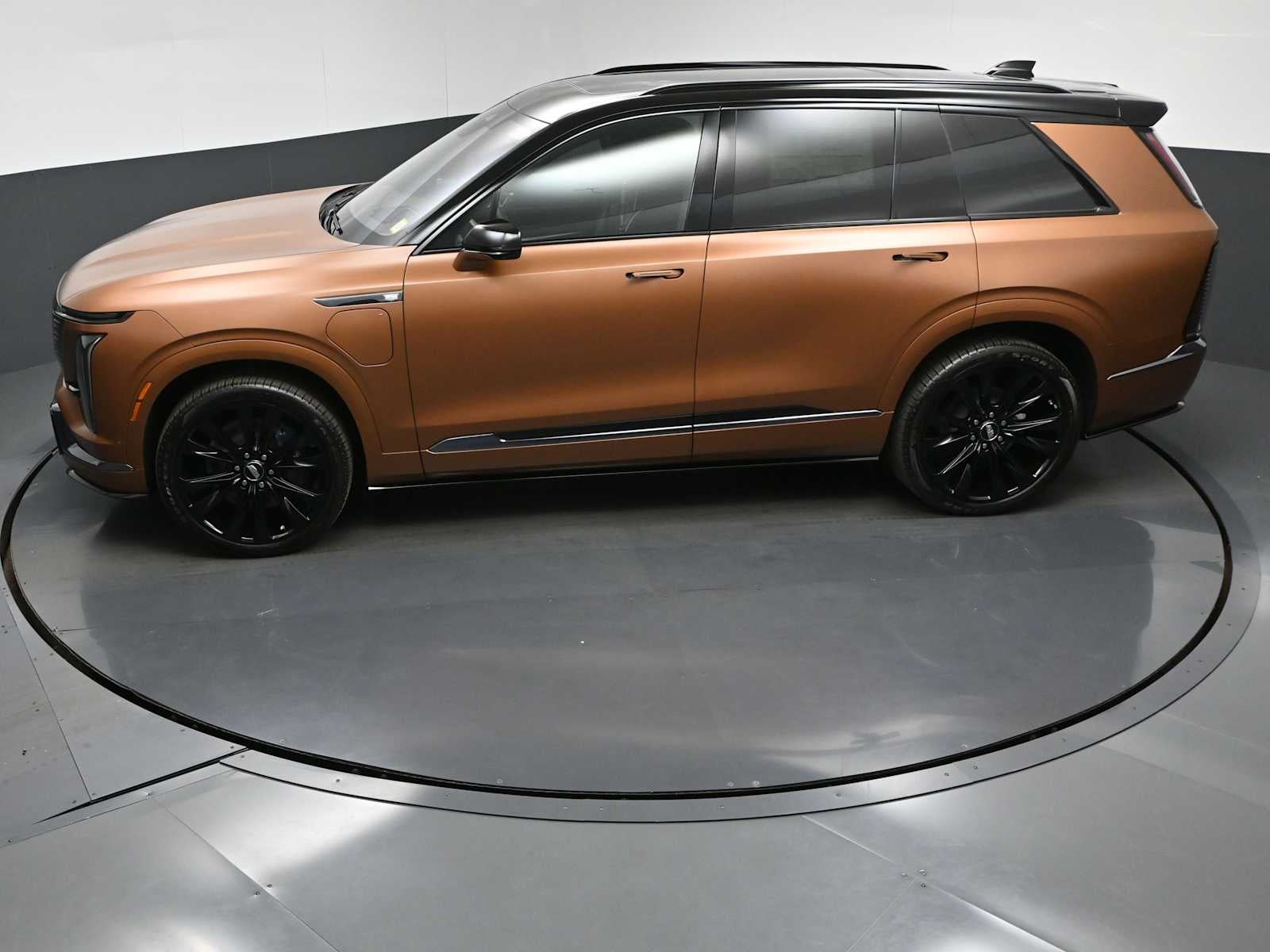 2027 Cadillac VISTIQ Platinum