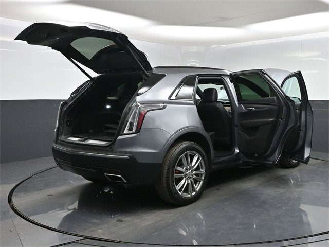 2022 Cadillac XT5 Sport