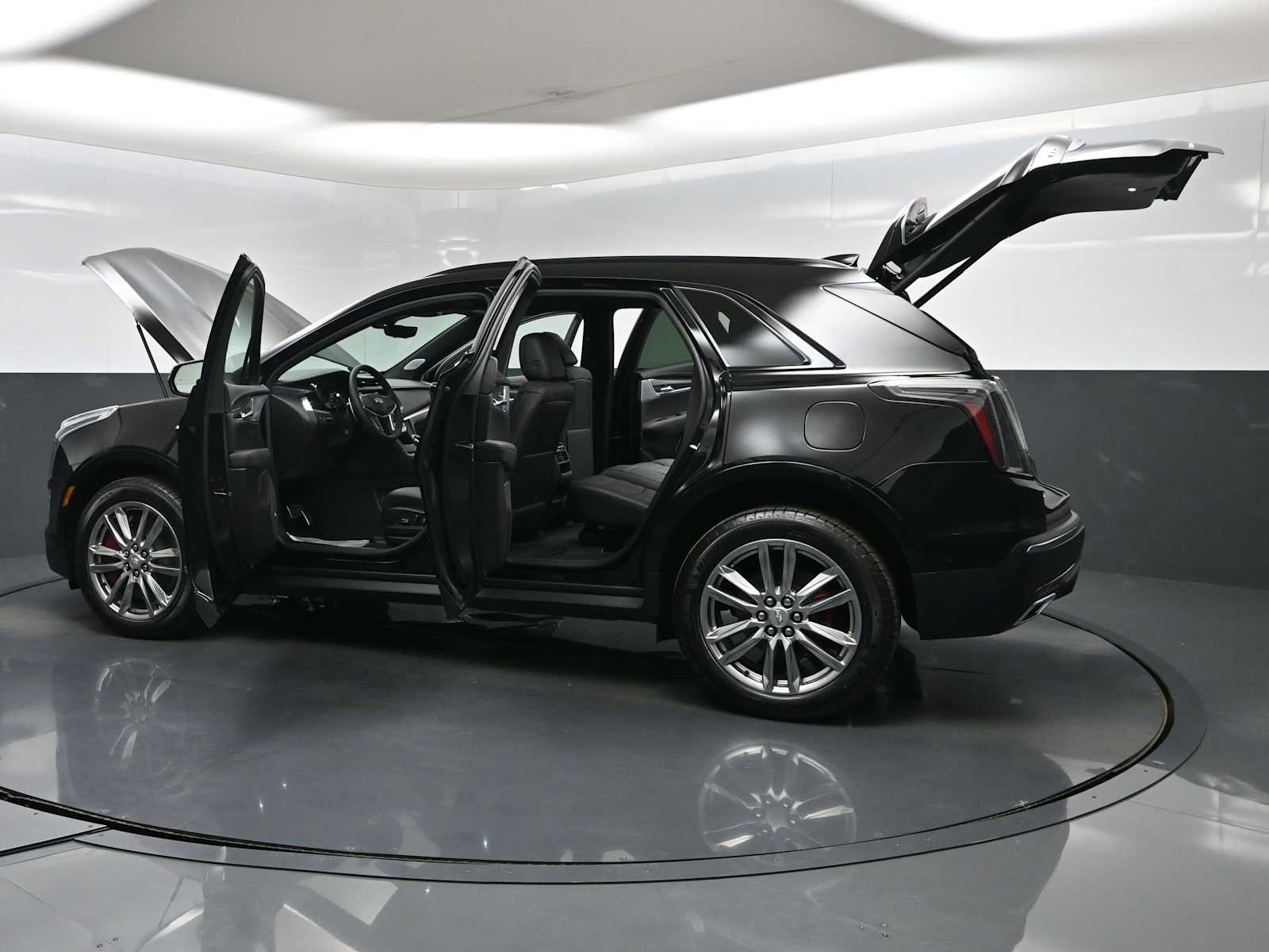 2026 Cadillac XT5 Sport