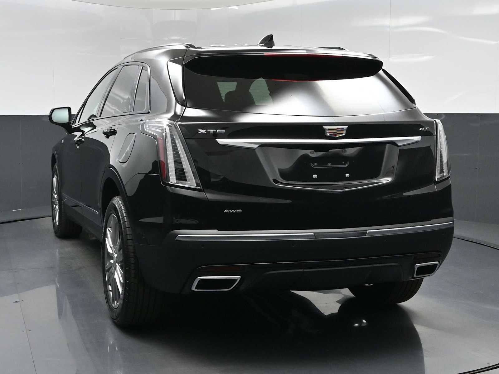 2026 Cadillac XT5 Sport