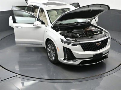 2022 Cadillac XT6 Premium Luxury