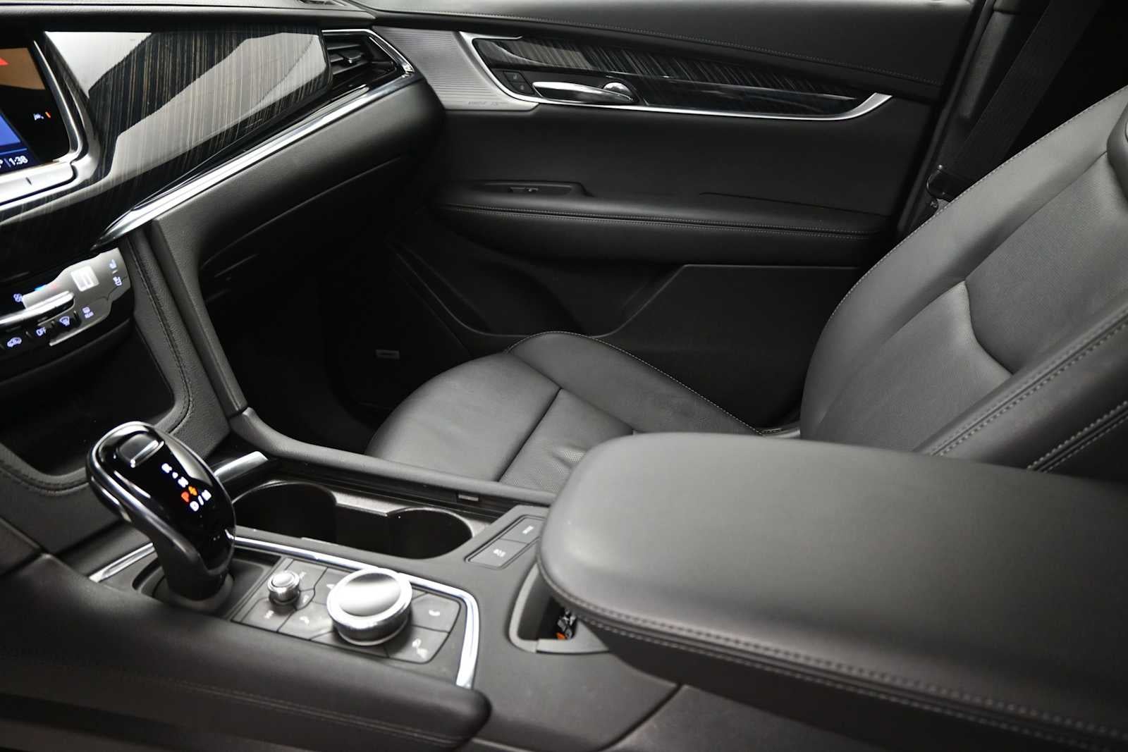 2023 Cadillac XT6 AWD Premium Luxury