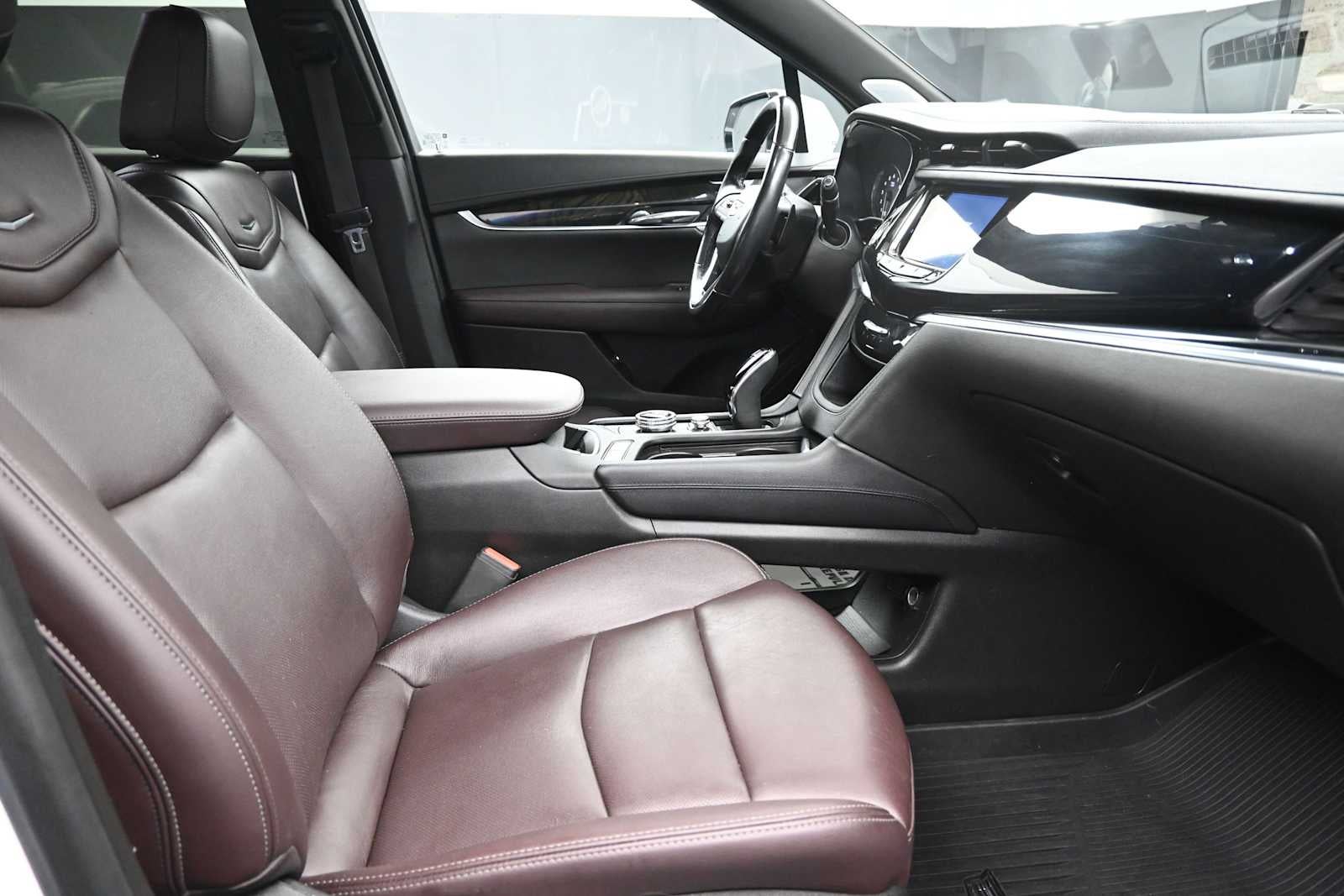 2023 Cadillac XT6 AWD Premium Luxury