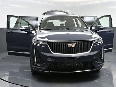 2025 Cadillac XT6 Sport