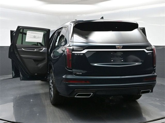 2025 Cadillac XT6 Sport