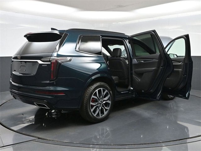 2025 Cadillac XT6 Sport