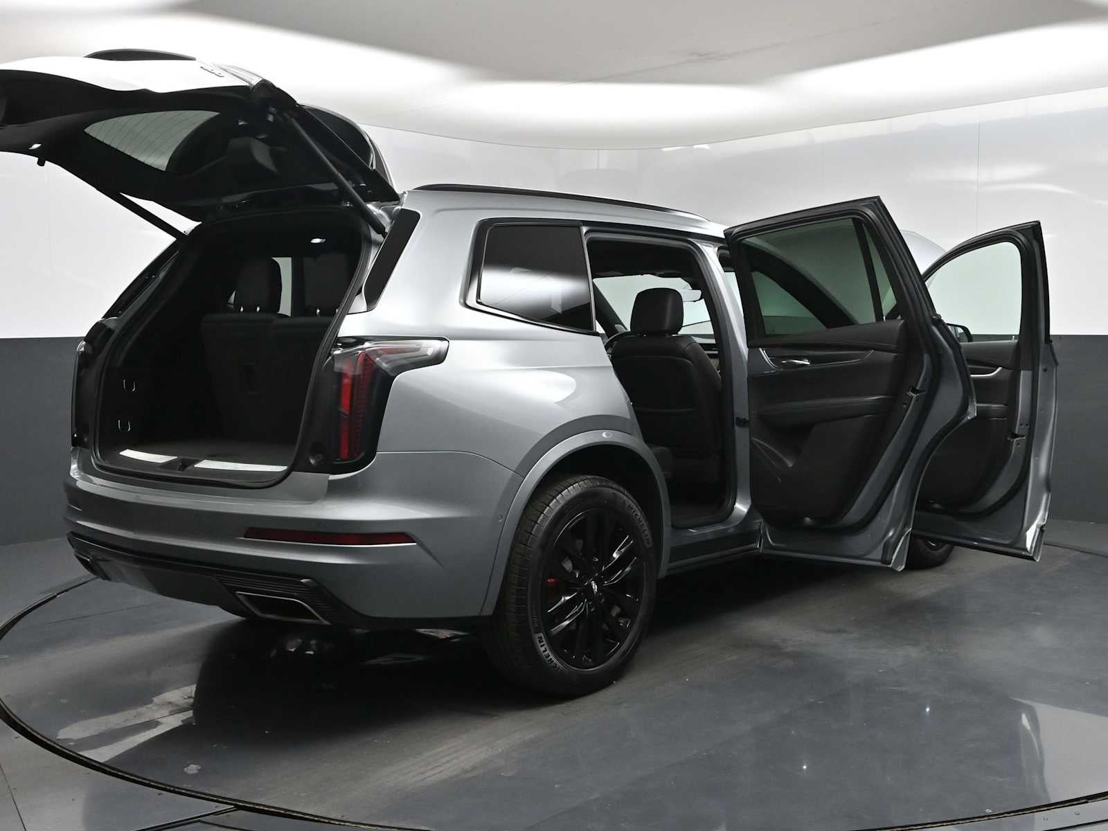 2023 Cadillac XT6 Sport