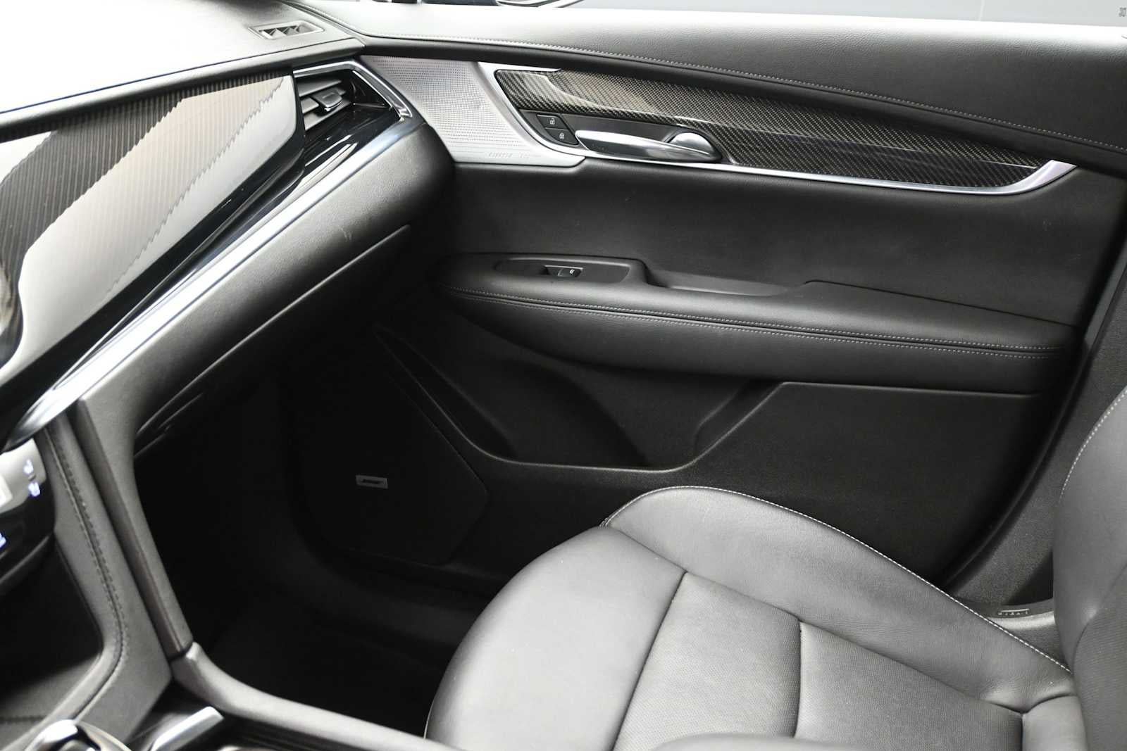 2023 Cadillac XT6 AWD Sport