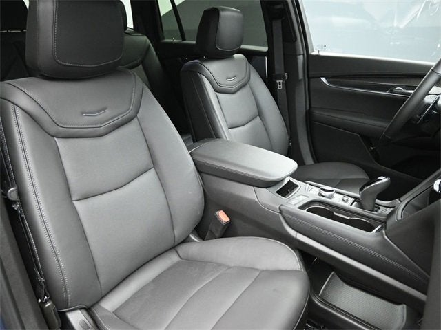 2025 Cadillac XT6 Sport