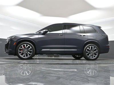 2025 Cadillac XT6 Sport