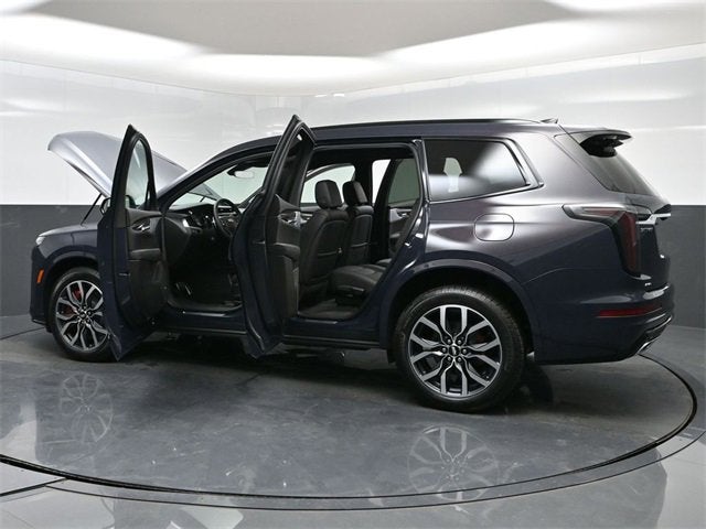 2025 Cadillac XT6 Sport