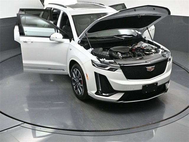 2025 Cadillac XT6 Sport