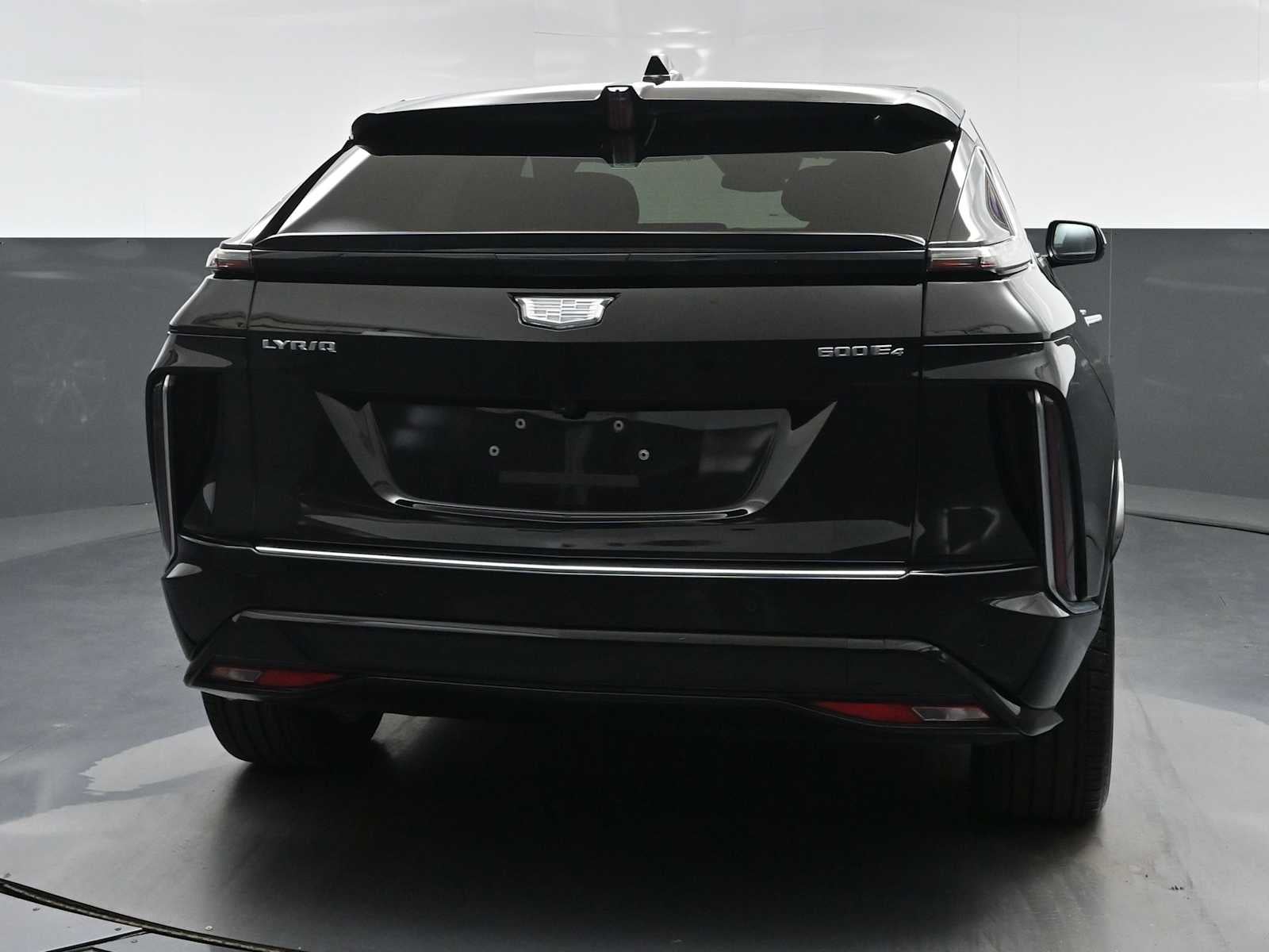 Used 2024 Cadillac LYRIQ Tech with VIN 1GYKPMRL3RZ140345 for sale in Great Neck, NY