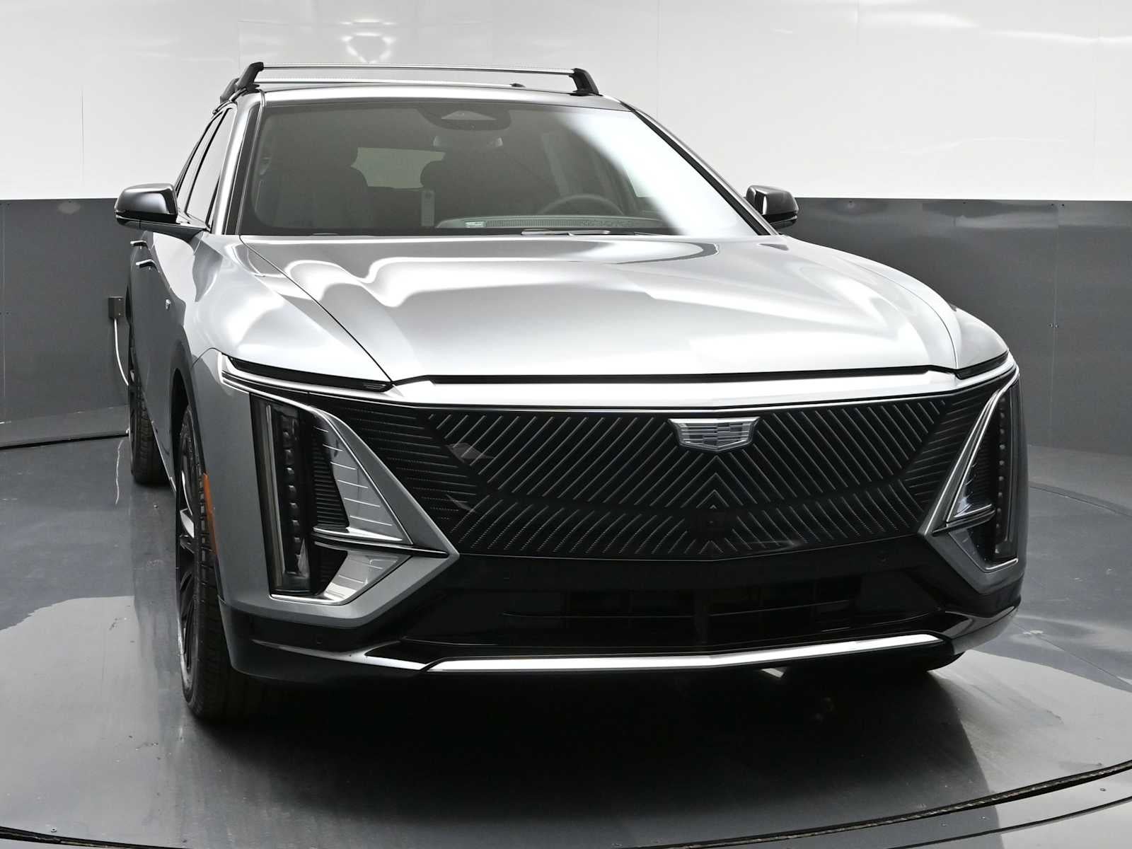 2025 Cadillac LYRIQ Luxury 1