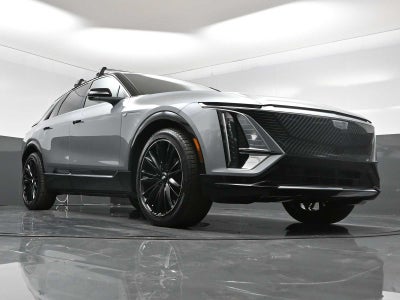 2025 Cadillac LYRIQ Luxury 1