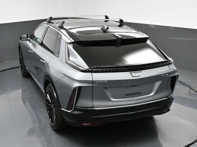 2025 Cadillac LYRIQ Luxury 1