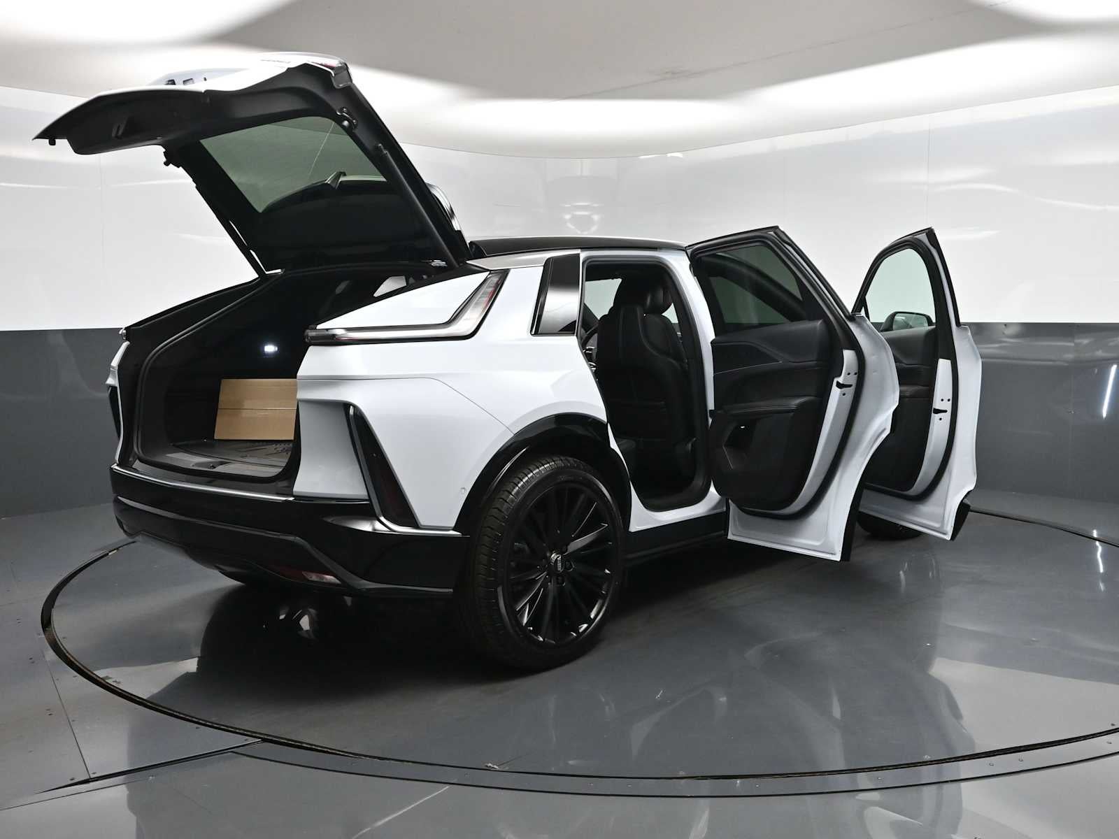 2026 Cadillac LYRIQ Luxury
