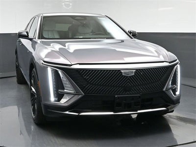 2025 Cadillac LYRIQ Luxury 1