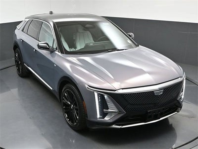 2025 Cadillac LYRIQ Luxury 1