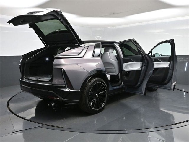 2025 Cadillac LYRIQ Luxury 1