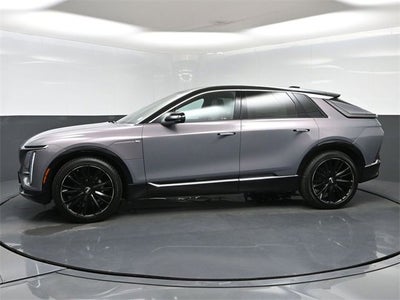 2025 Cadillac LYRIQ Luxury 1