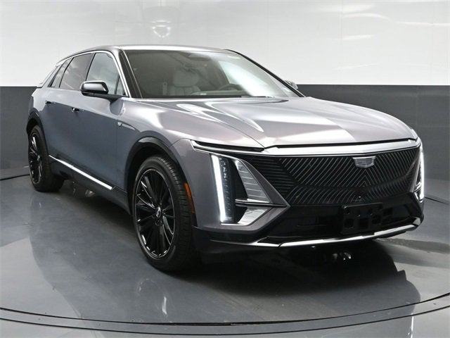 2025 Cadillac LYRIQ Luxury 1