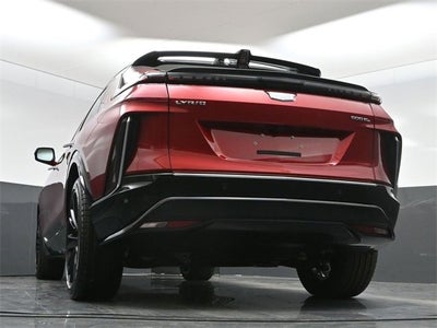 2025 Cadillac LYRIQ Luxury 1