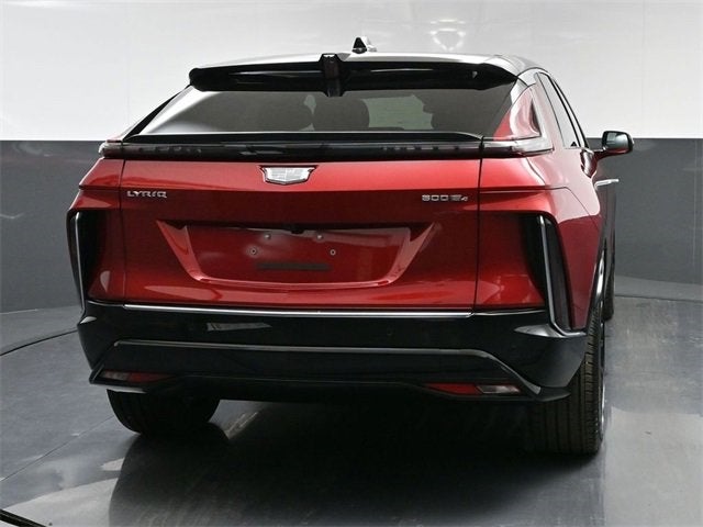 2025 Cadillac LYRIQ Luxury 1