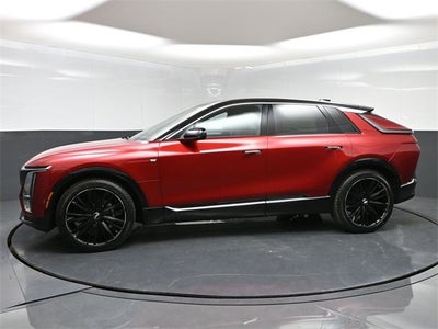 2025 Cadillac LYRIQ Luxury 1